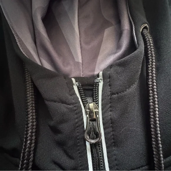 OrangeTheory Hoodie | Unisex | Medium | Black 1/4 Zip Pullover | Like New - Picture 8 of 13